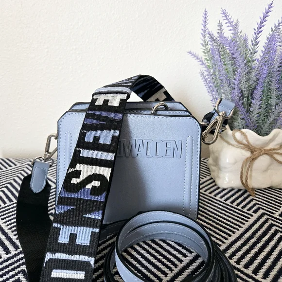 COPY - Steve Madden Blue Crossbody Bag - Picture 3 of 11